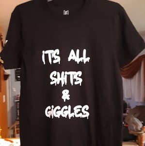 Short sleeve black t-shirt